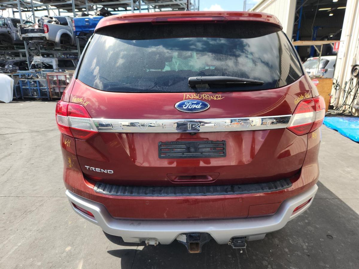 1000950995-Bootlid_Tailgate