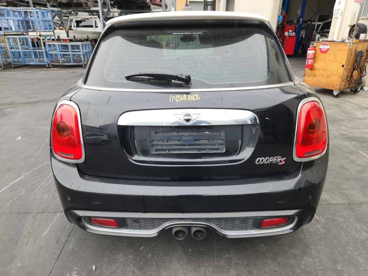 1000956606-Bootlid_Tailgate