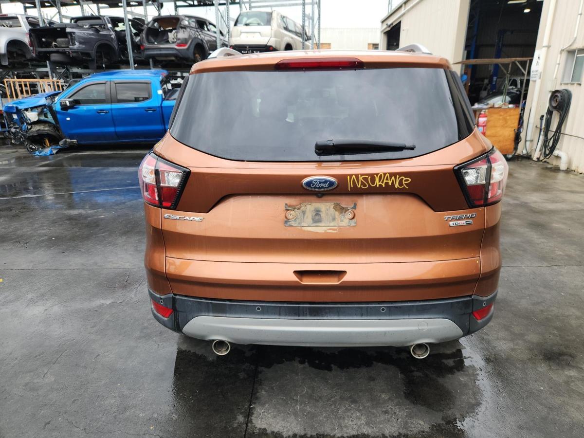 1000878170-Bootlid_Tailgate