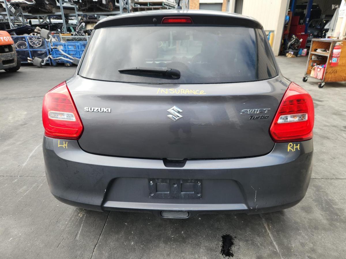 1000921198-Bootlid_Tailgate