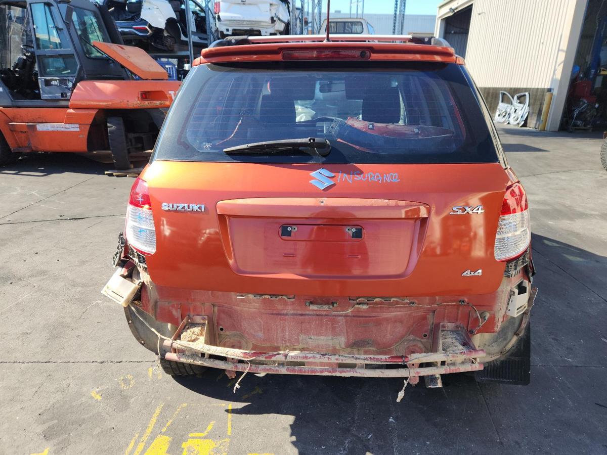 1000923528-Bootlid_Tailgate