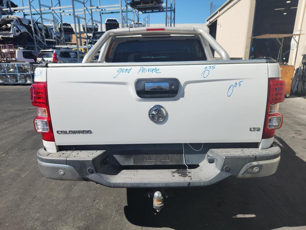 1000940710-Bootlid_Tailgate