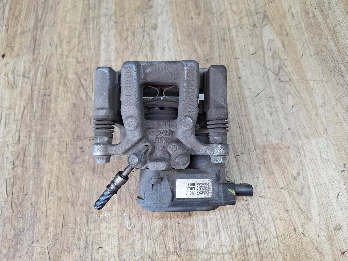 1000943675-Caliper Top LHR