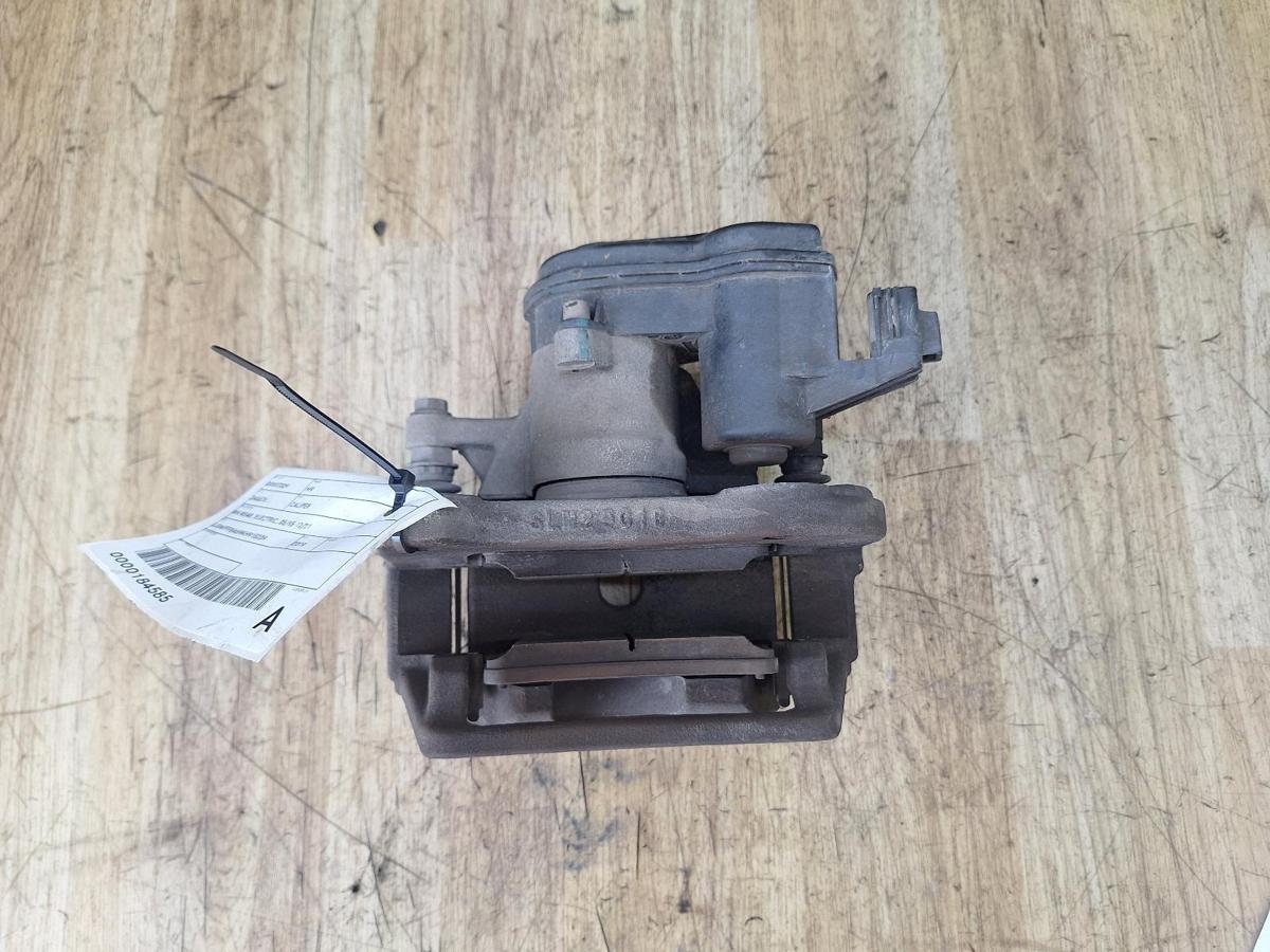 1000917924-Caliper Top RHR