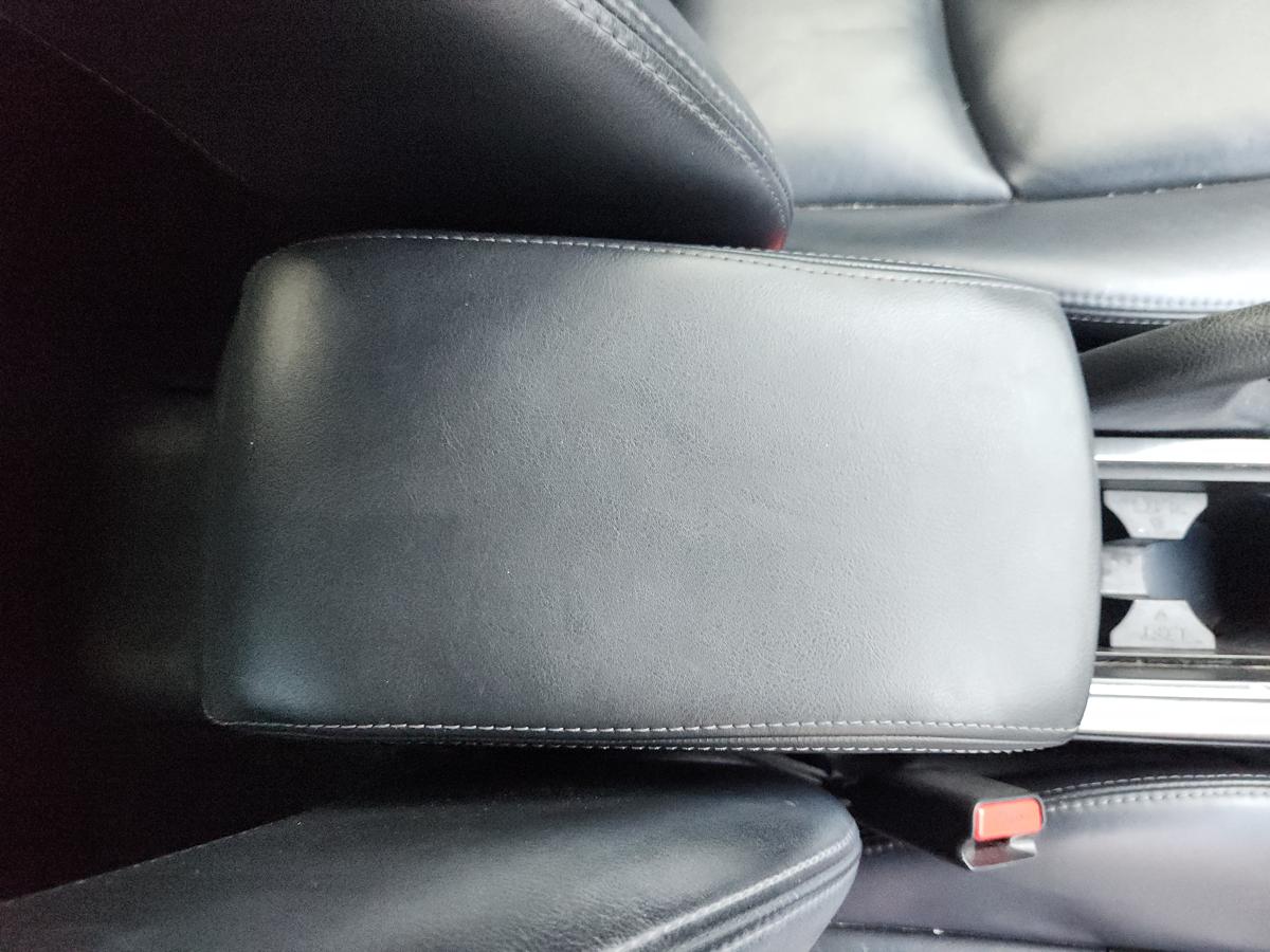 1000934734-Console Lid
