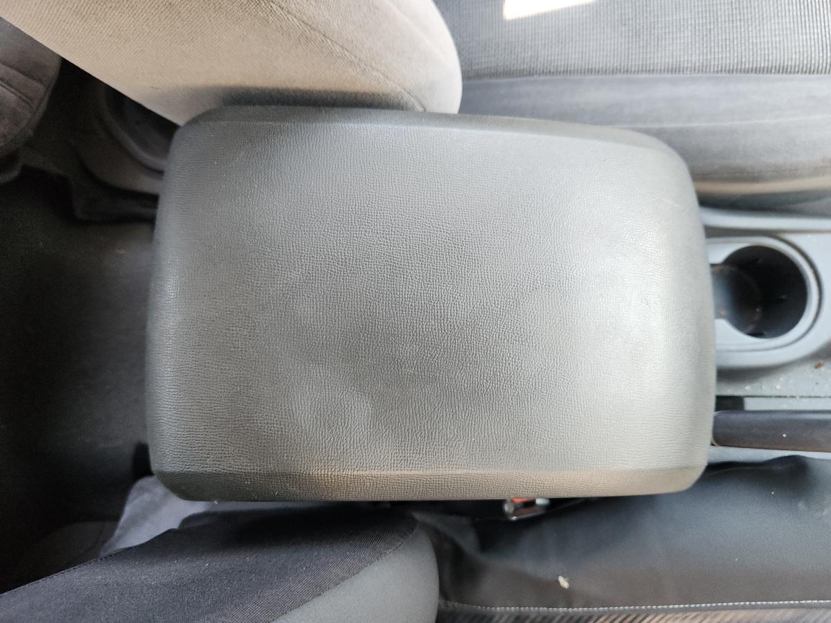 1000953117-Console Lid