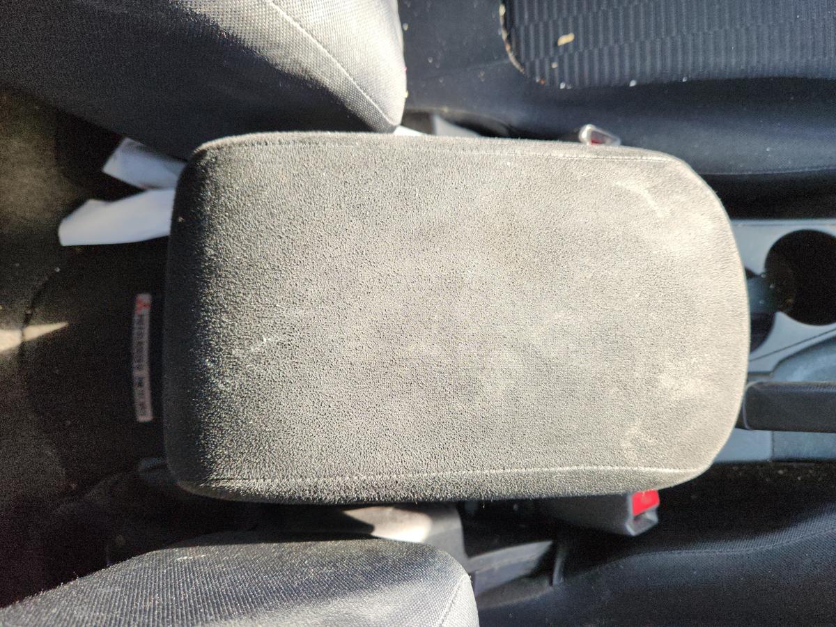 1000954368-Console Lid