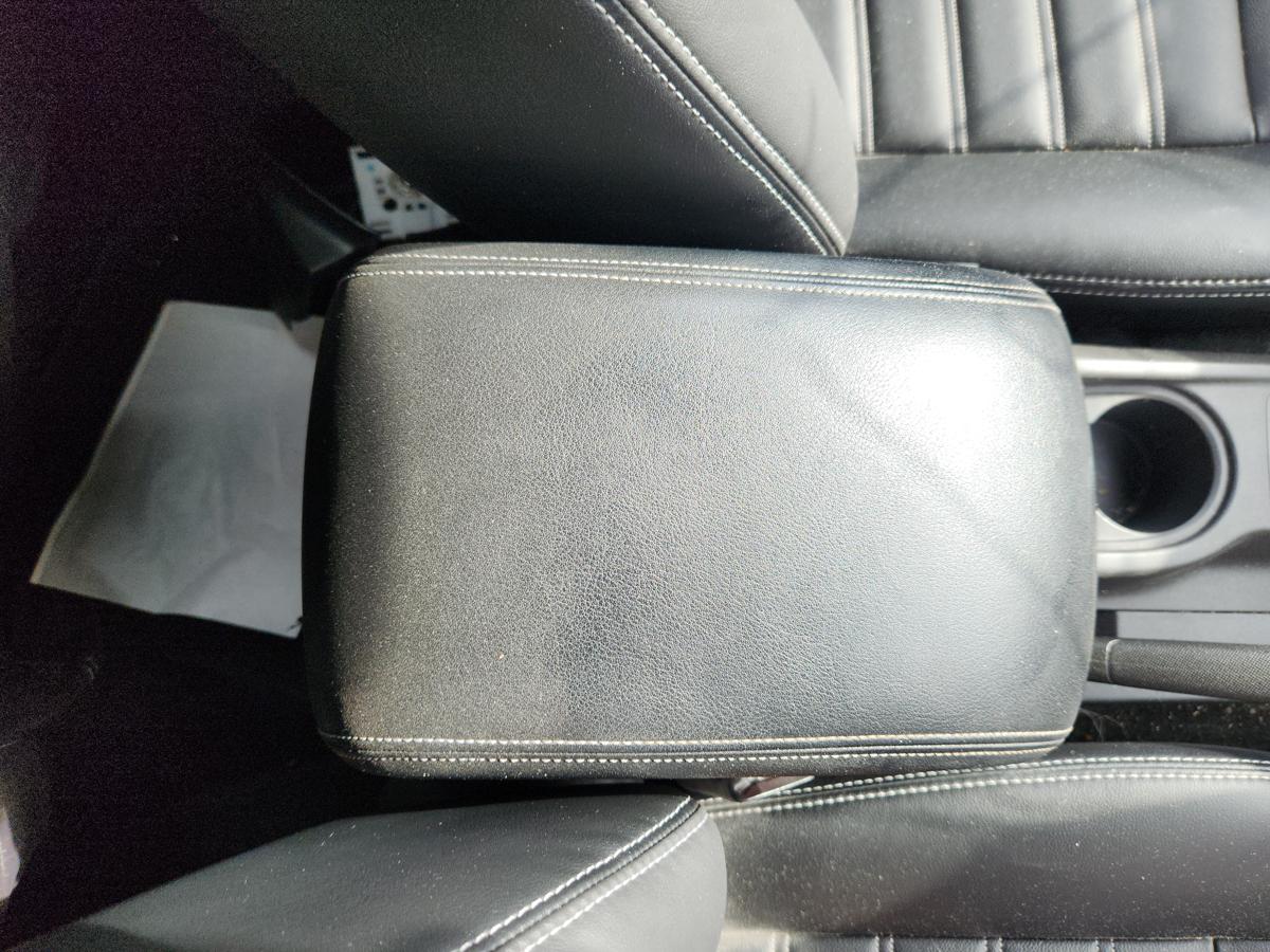 1000954838-Console Lid