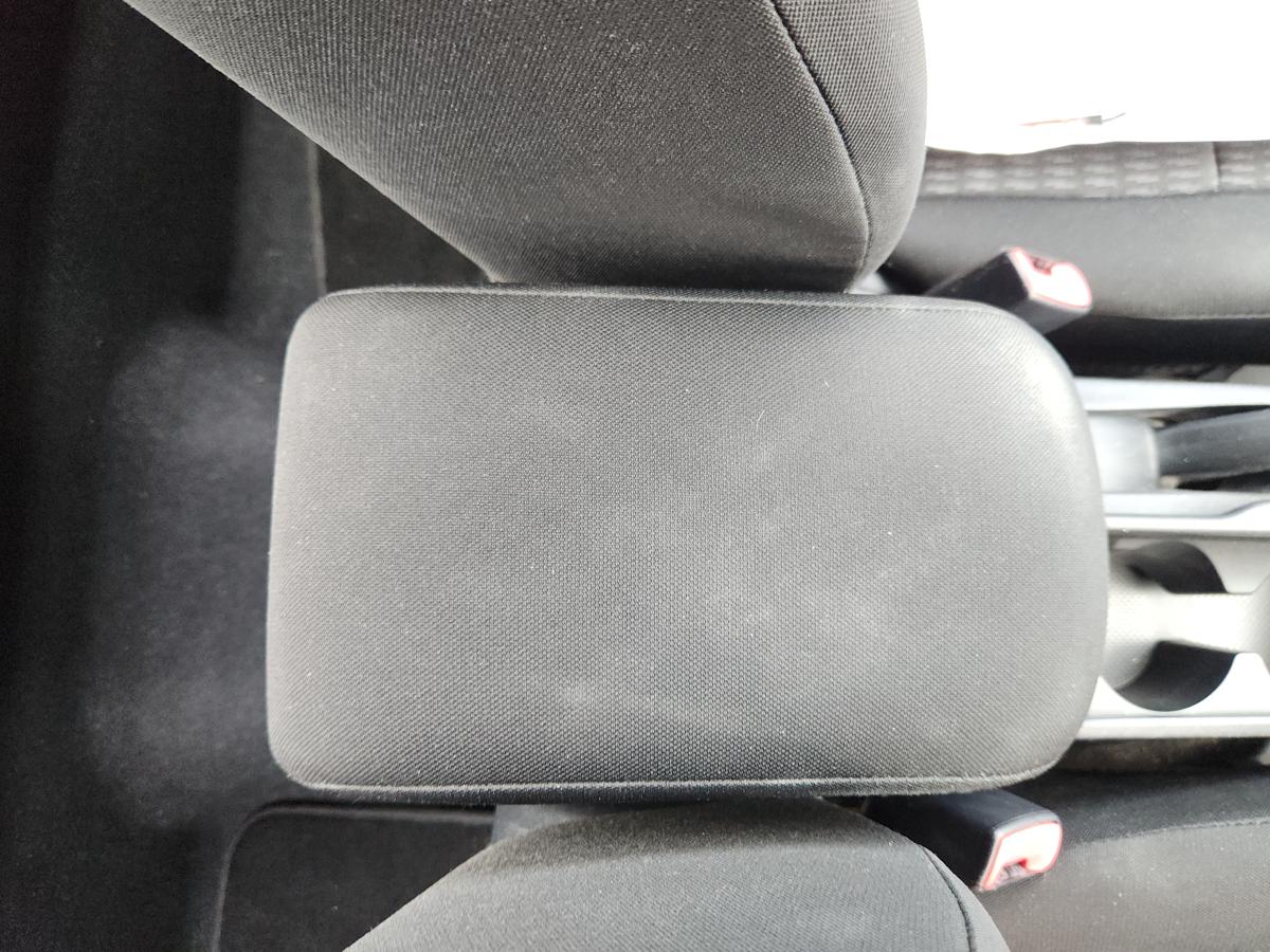 1000954582-Console Lid