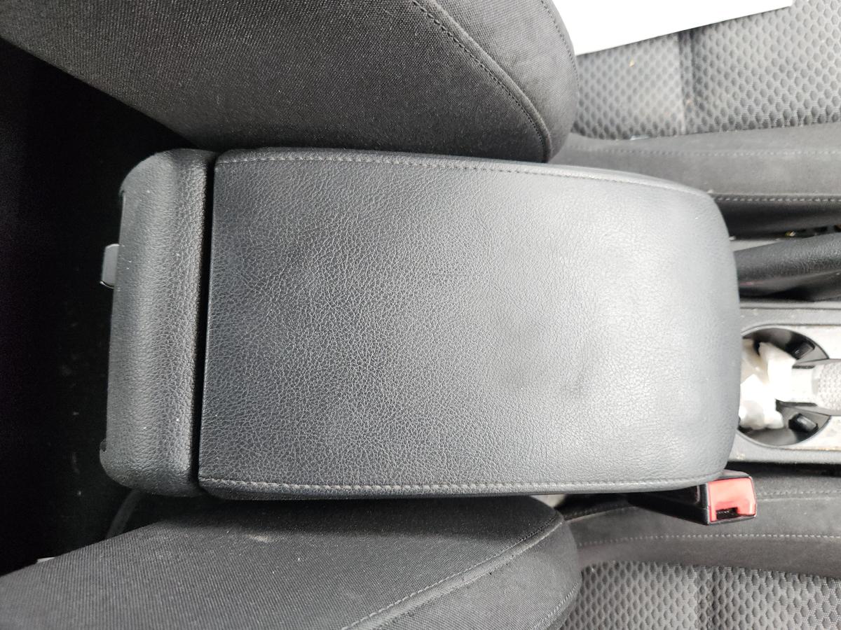 1000955308-Console Lid