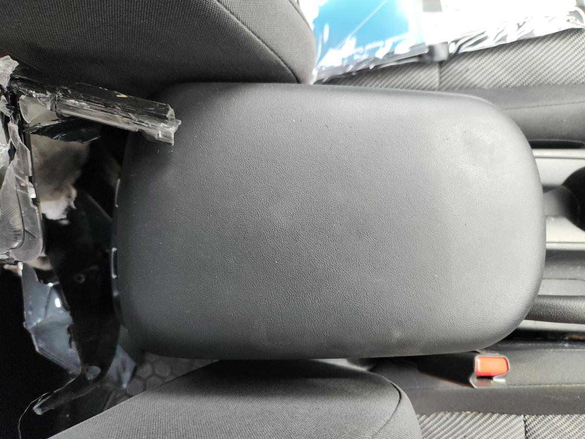 1000956534-Console Lid