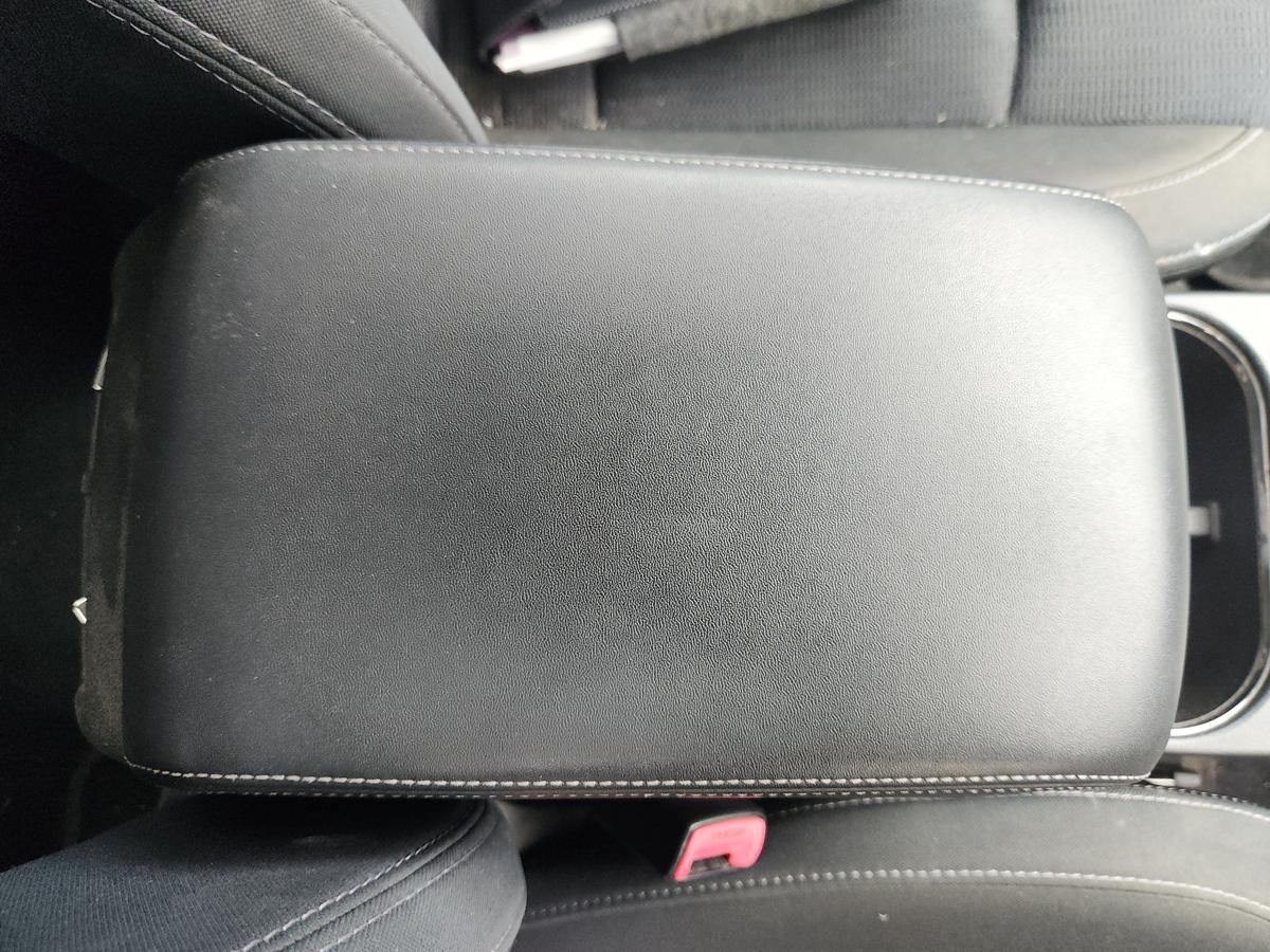 1000959083-Console Lid