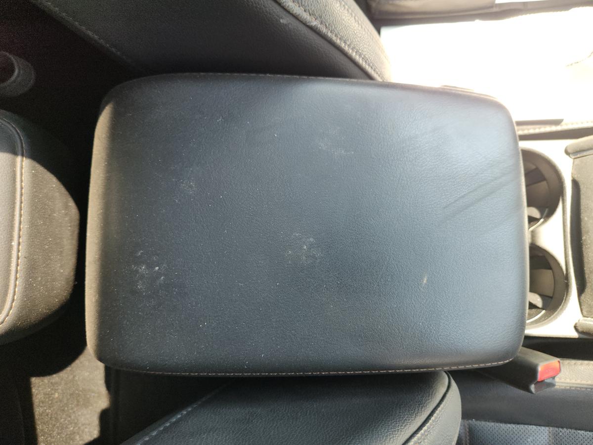 1000960444-Console Lid