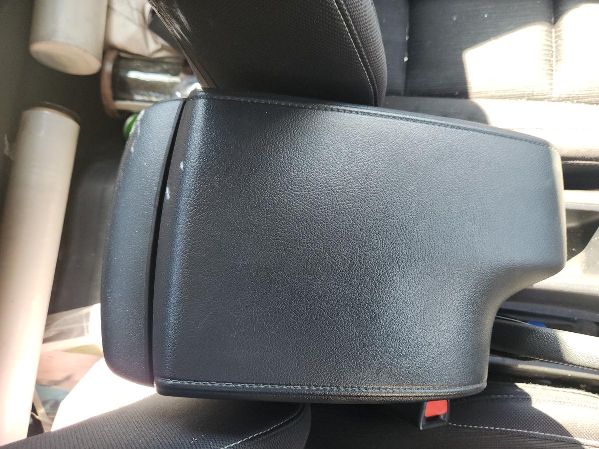 1000928158-Console Lid