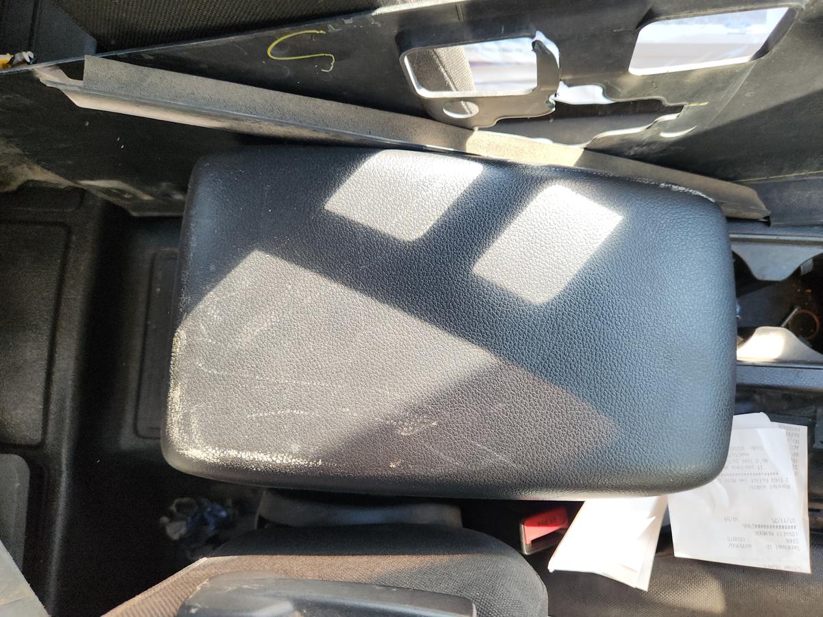 1000939157-Console Lid