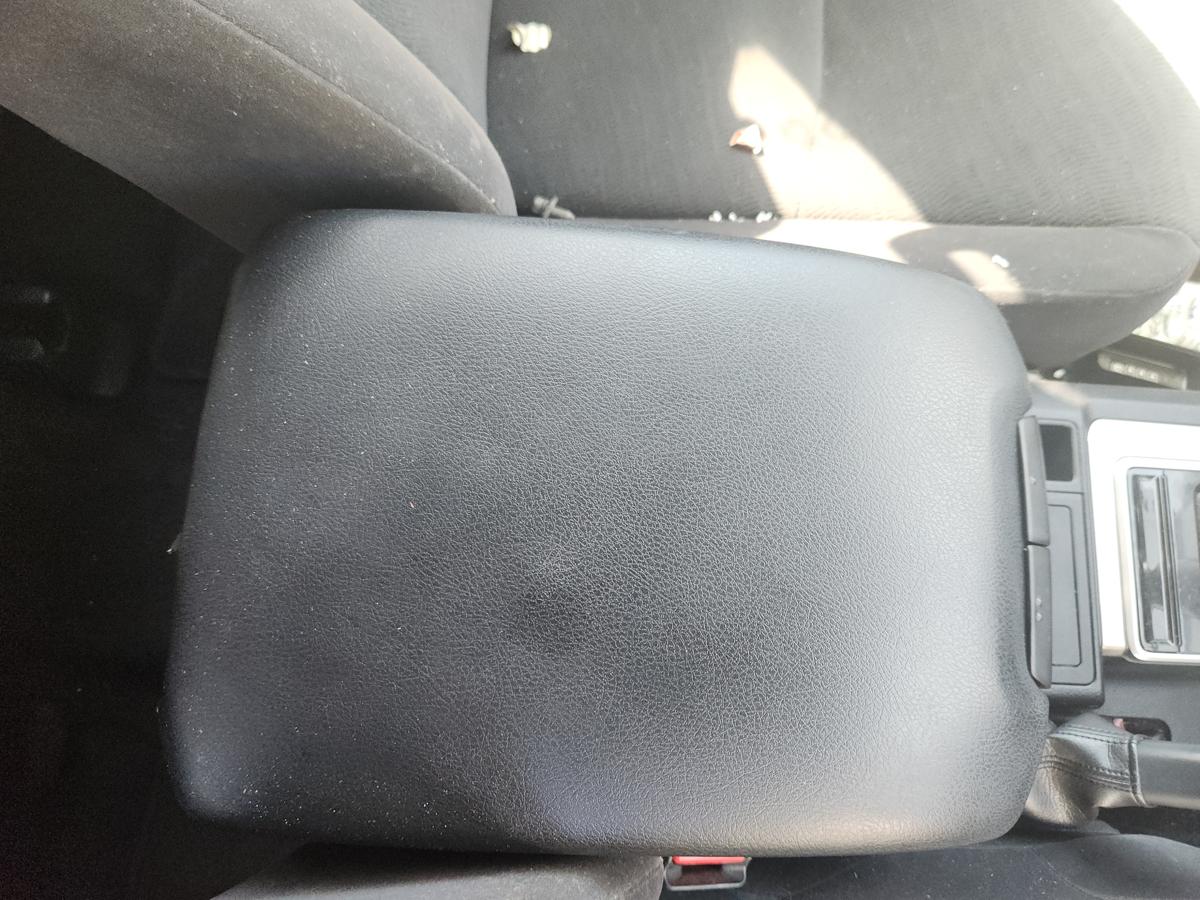 1000940018-Console Lid