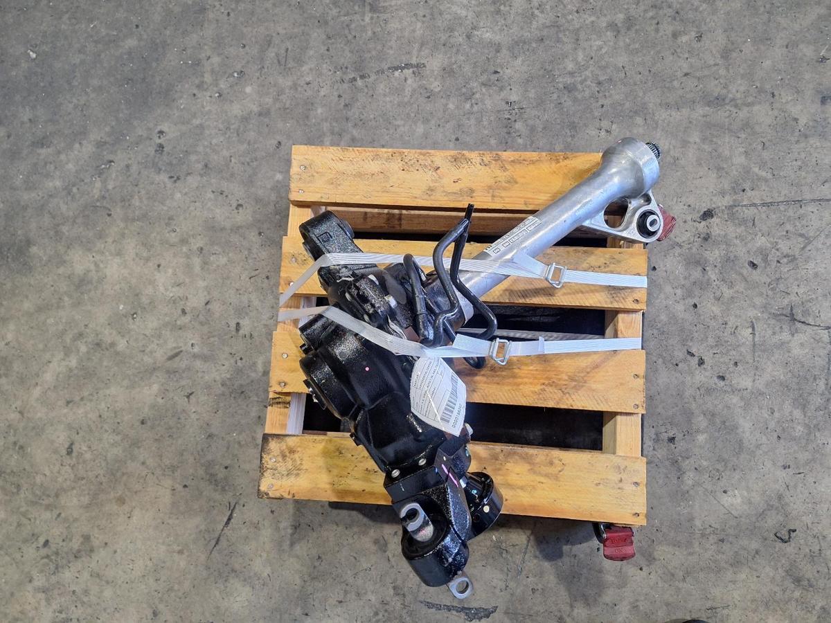 1000940580-Differential Centre Front Top
