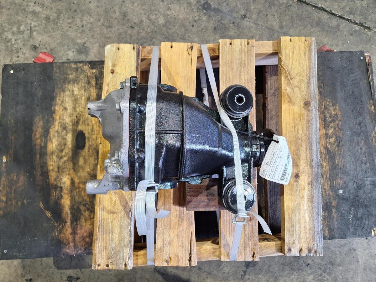 1000945556-Differential Centre Rear Top