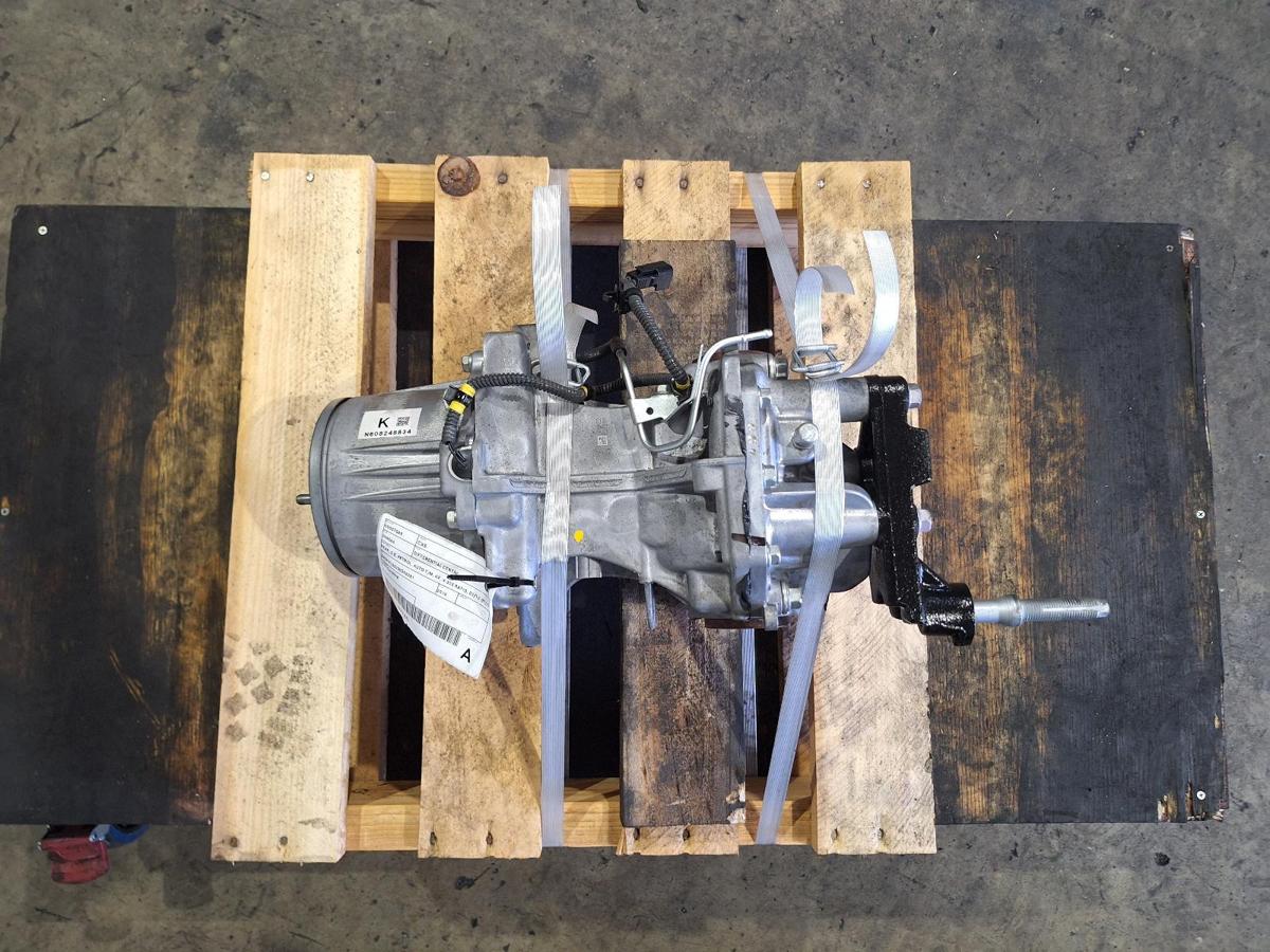 1000952095-Differential Centre Rear Top