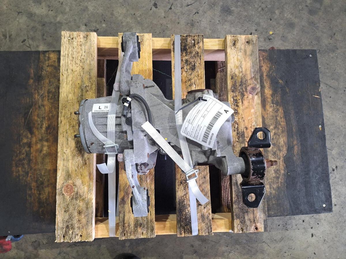 1000951950-Differential Centre Rear Top