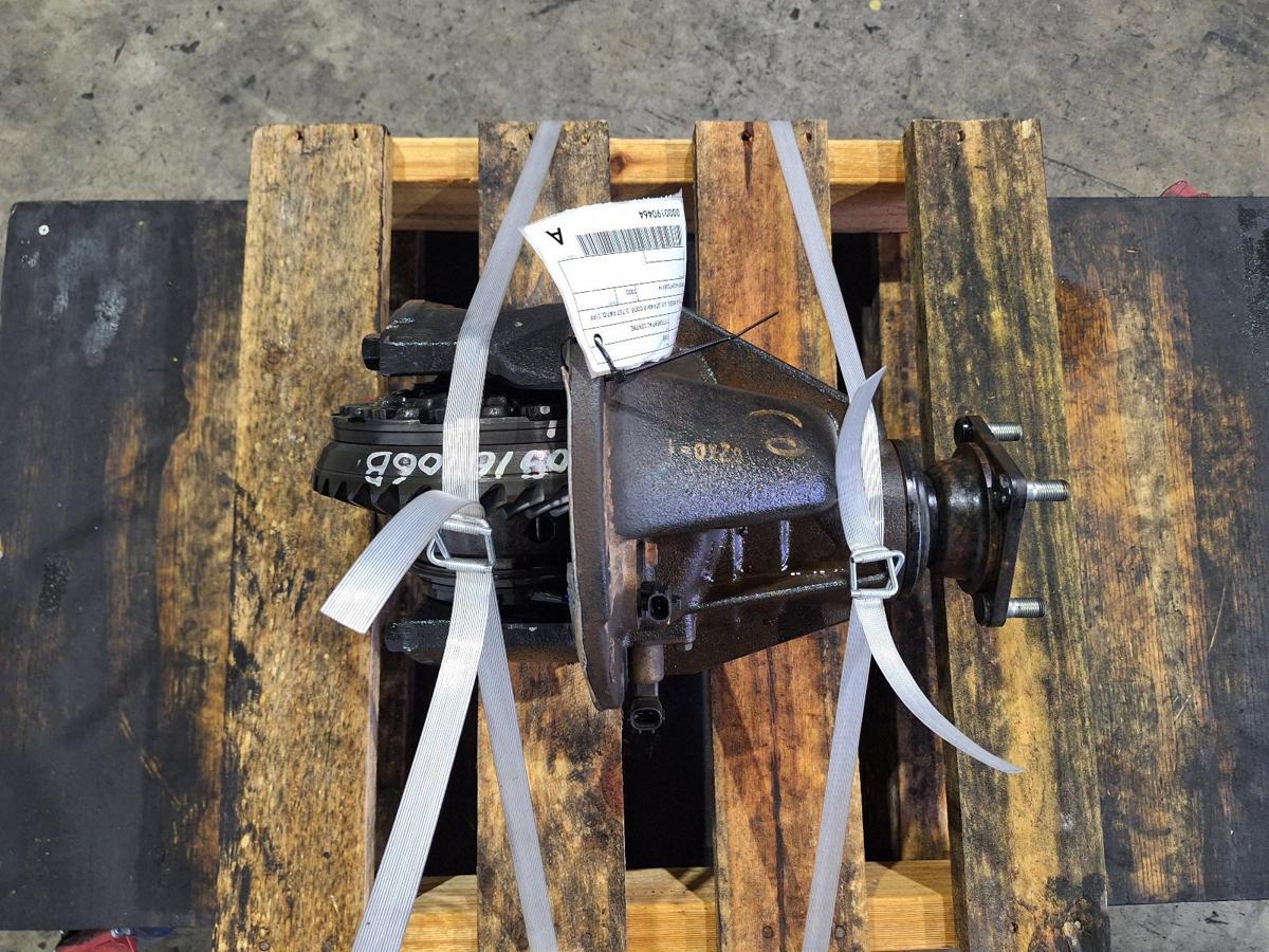 1000953867-Differential Centre Rear Top