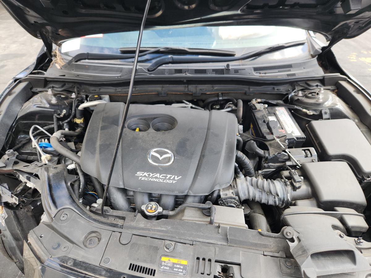 1000940784-Engine Bay