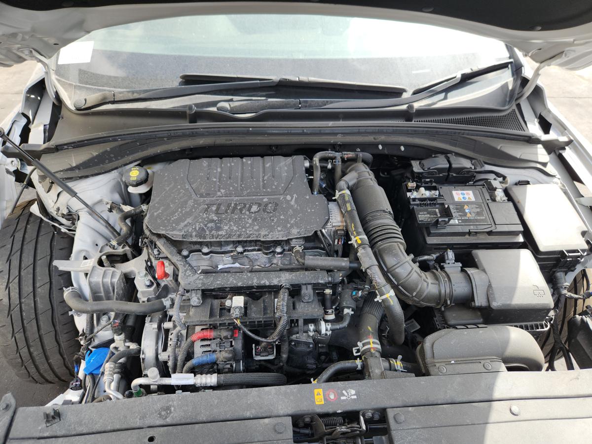 1000944410-Engine Bay