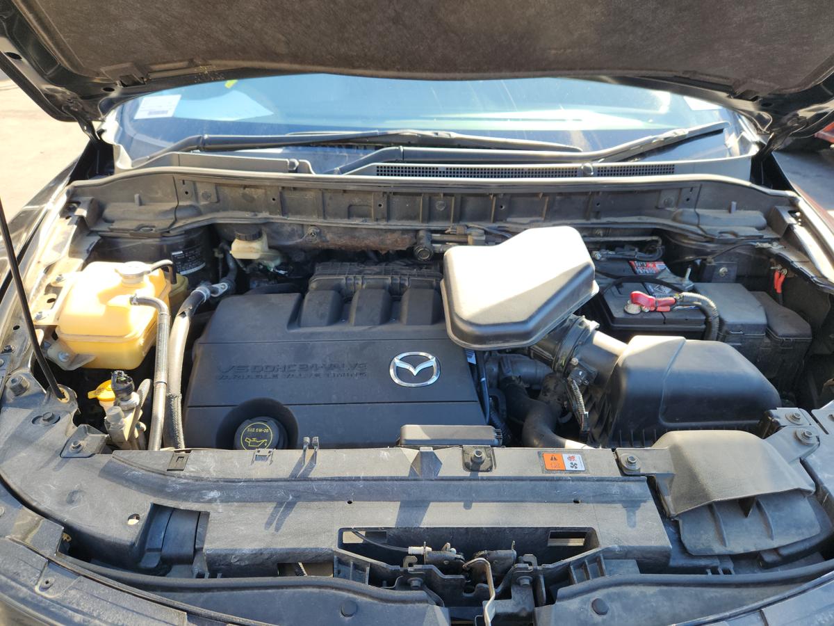 1000934053-Engine Bay