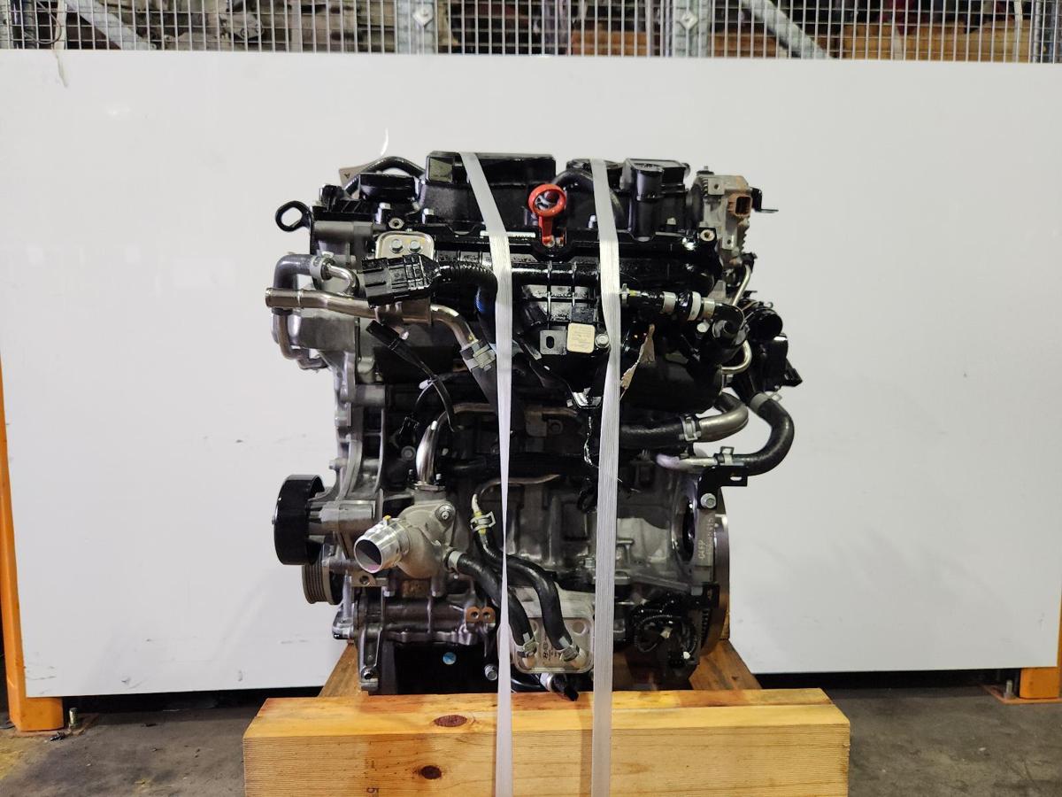 1000888420-Engine LHS
