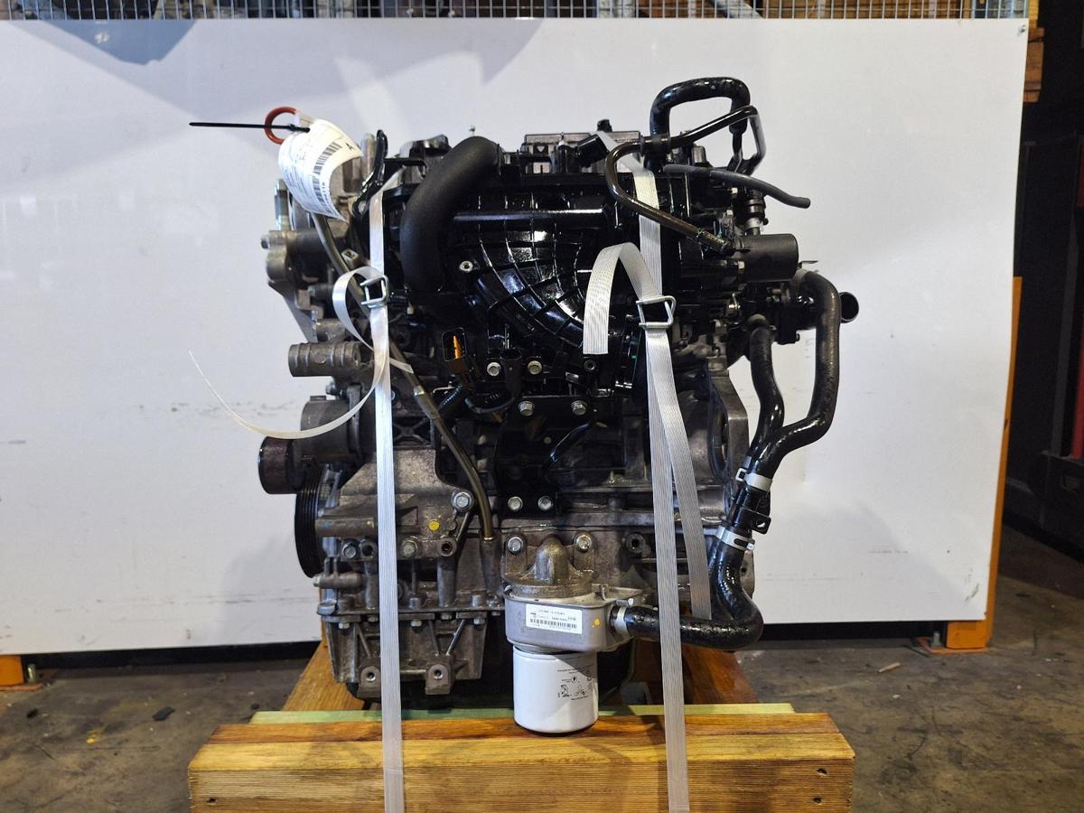 1000926134-Engine LHS