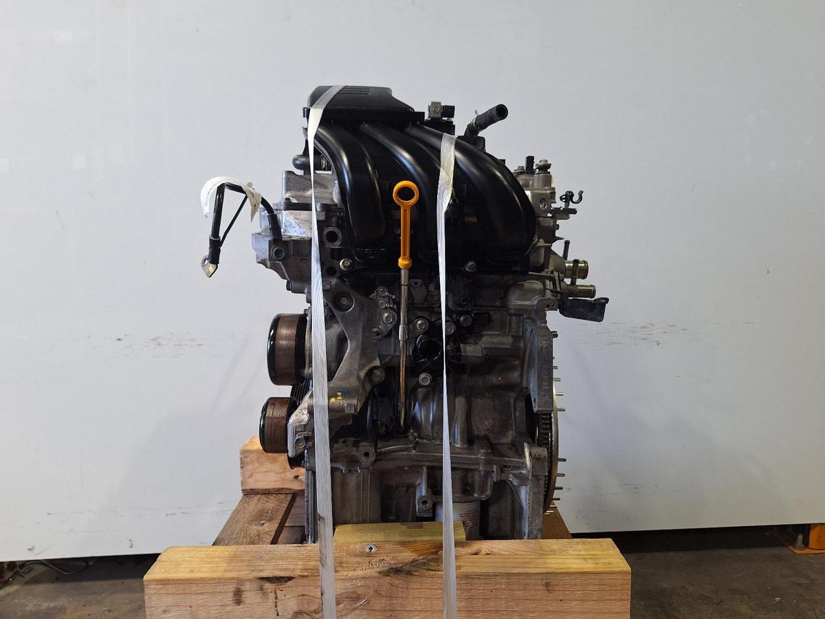 1000887652-Engine LHS