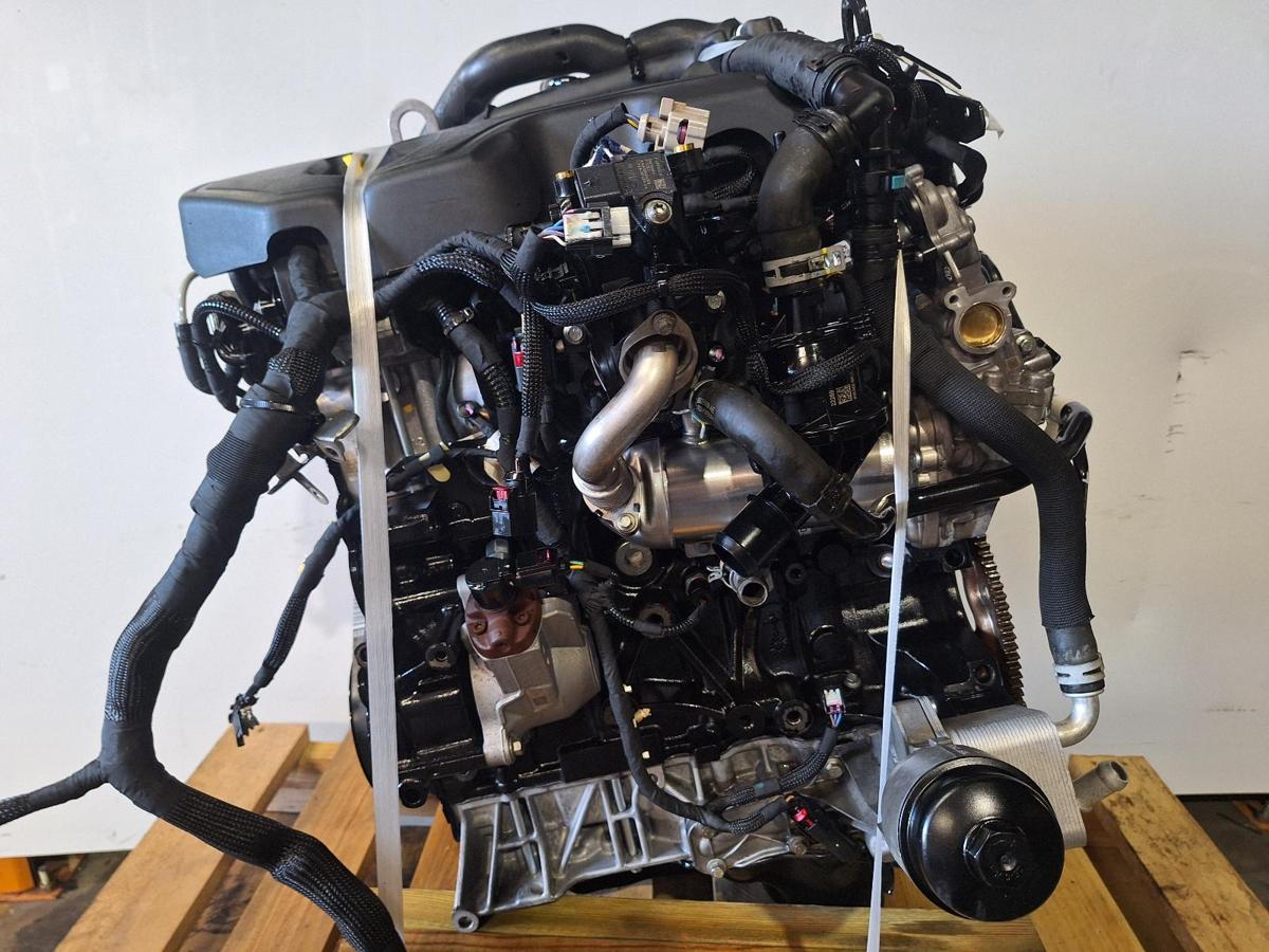 1000896431-Engine LHS