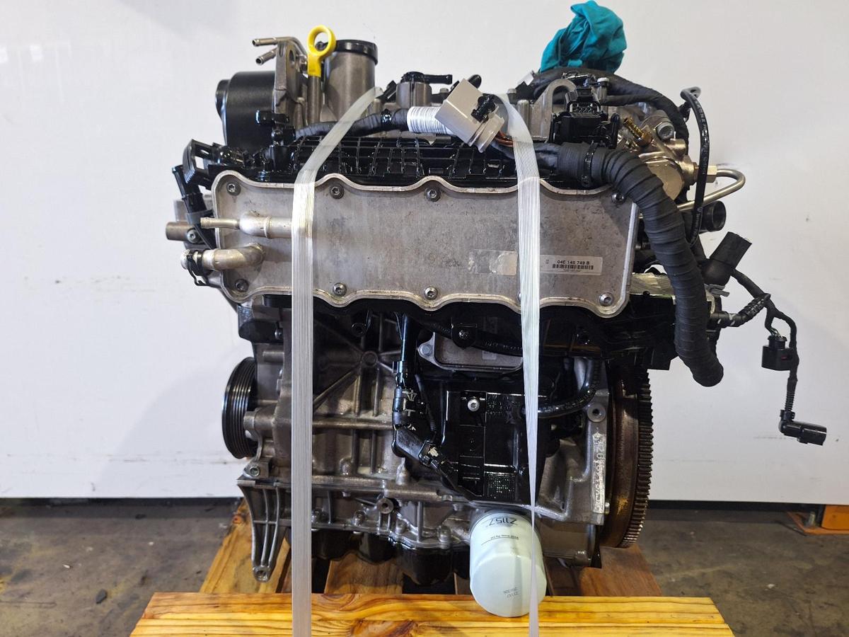1000906204-Engine LHS