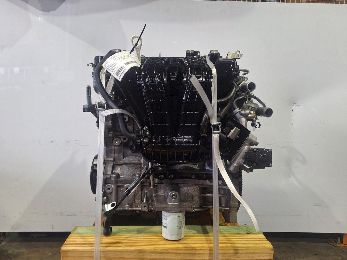 1000908492-Engine LHS