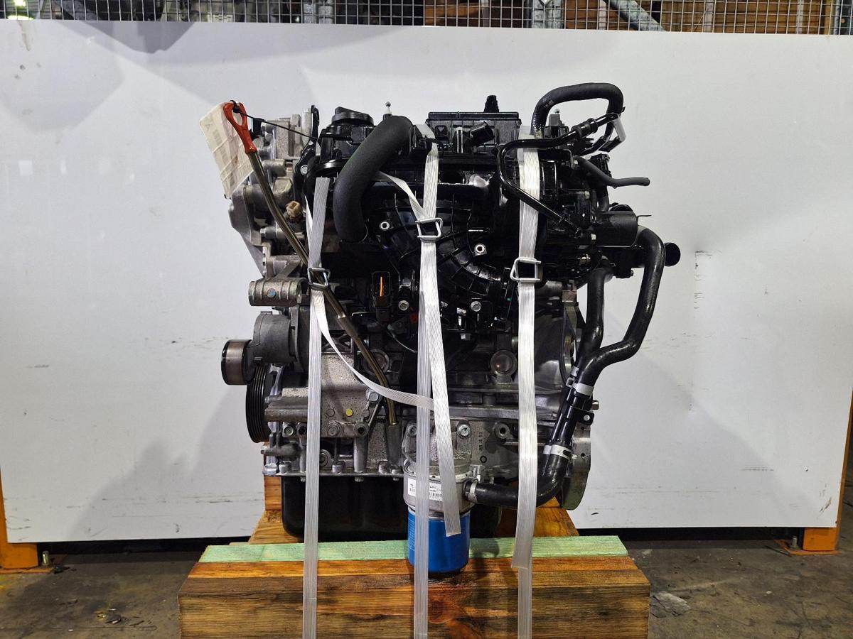 1000916187-Engine LHS