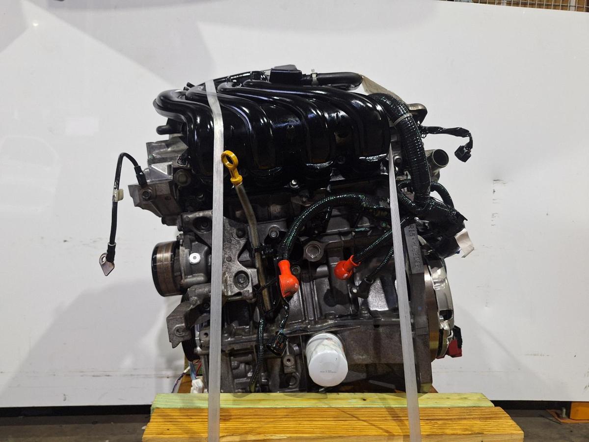 1000917738-Engine LHS
