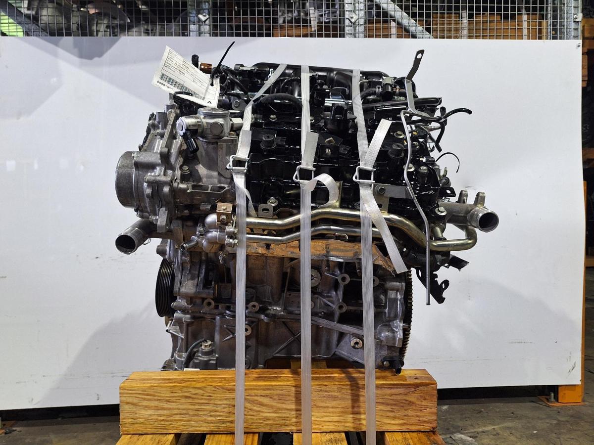 1000917752-Engine LHS