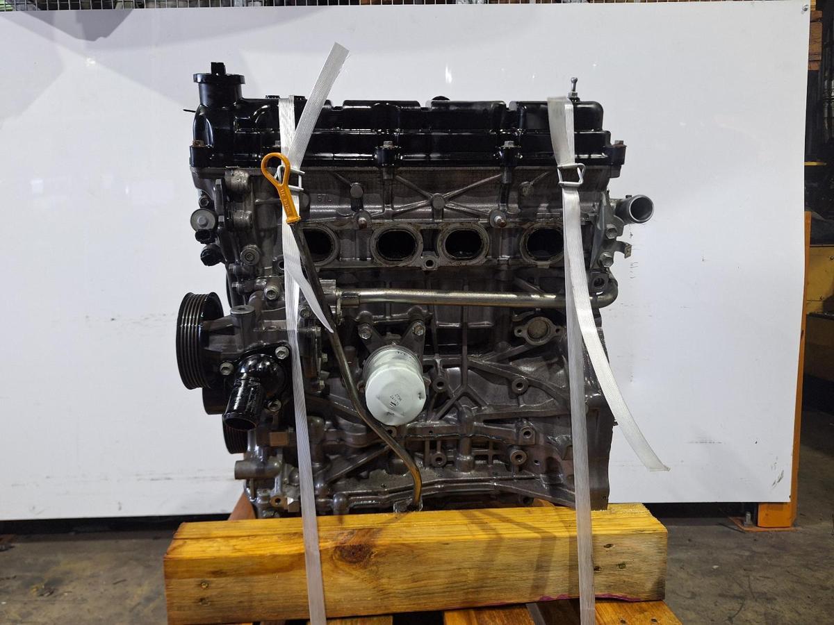 1000921868-Engine LHS
