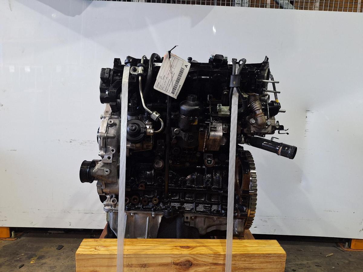 1000933243-Engine LHS