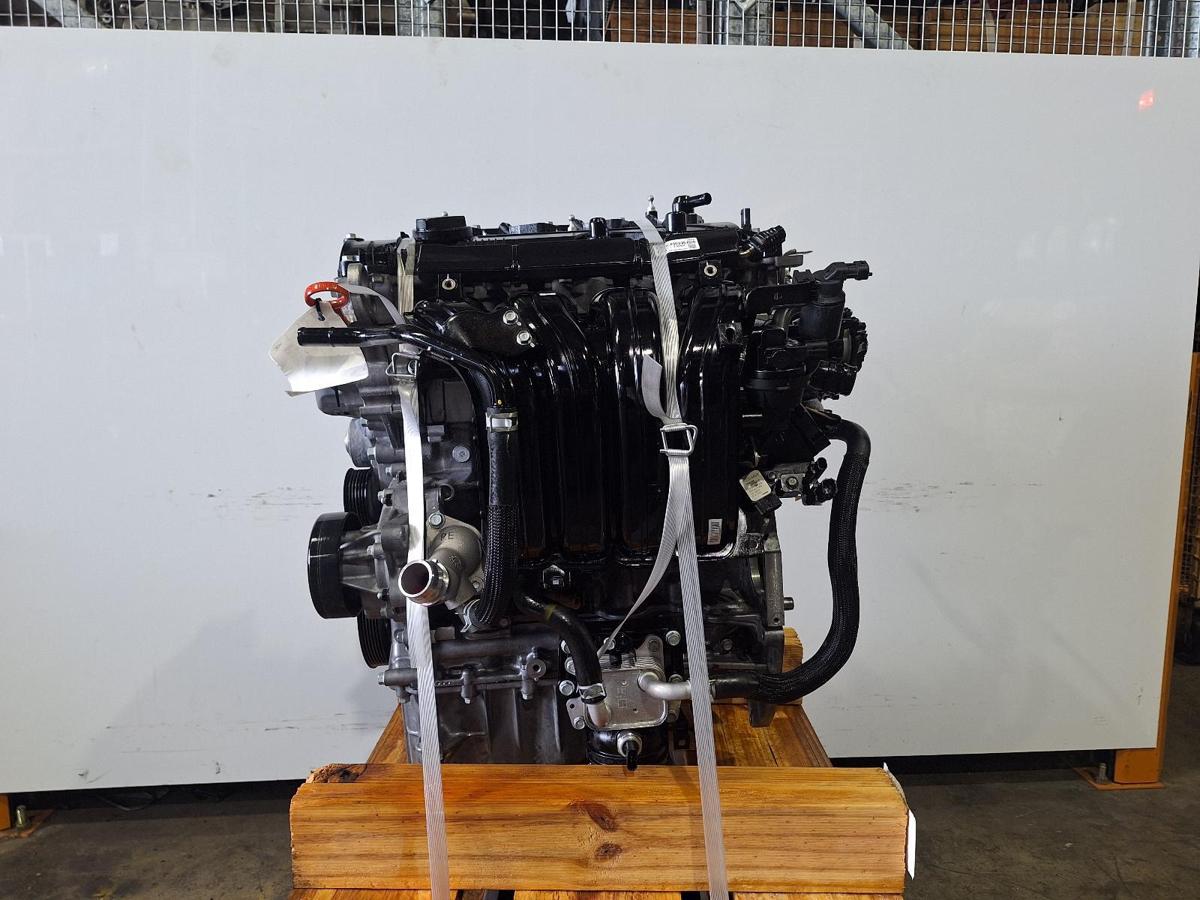 1000885326-Engine LHS