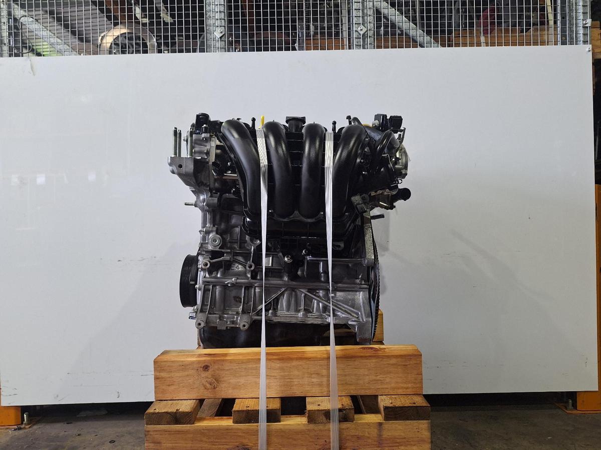 1000887976-Engine LHS