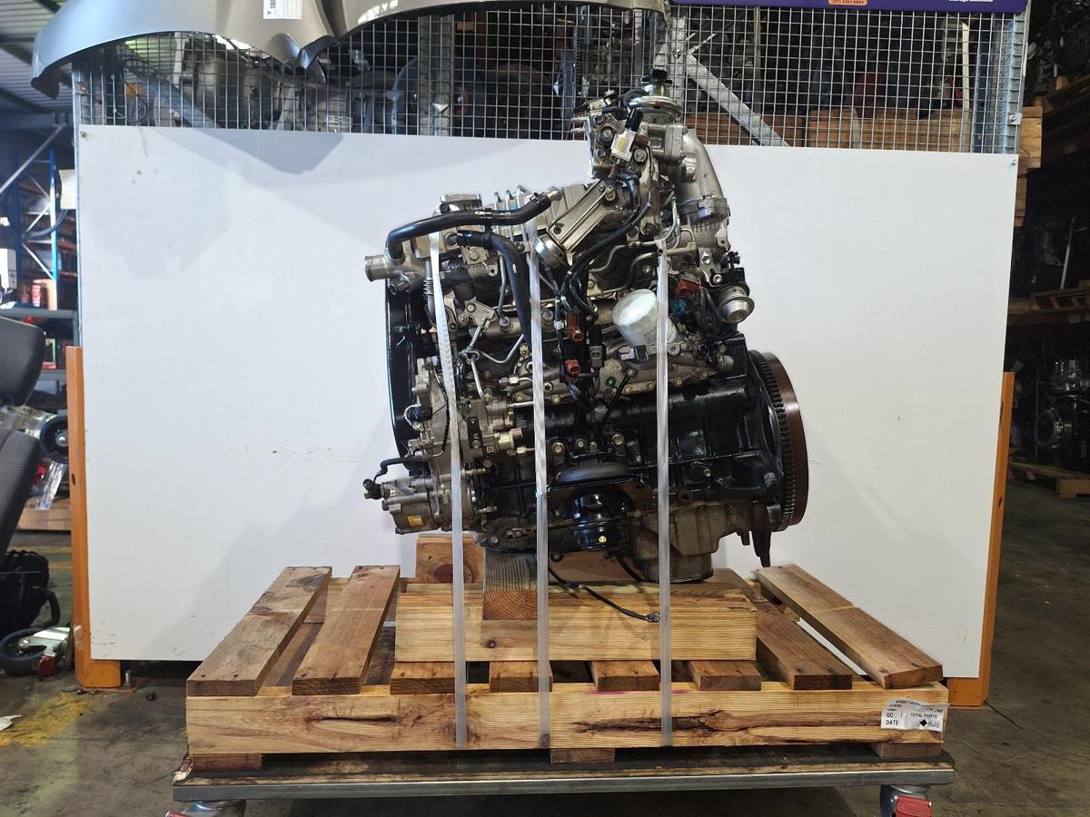 1000899646-Engine LHS