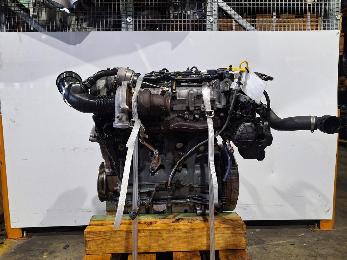 1000924371-Engine LHS