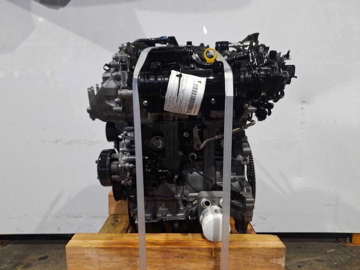1000926602-Engine LHS