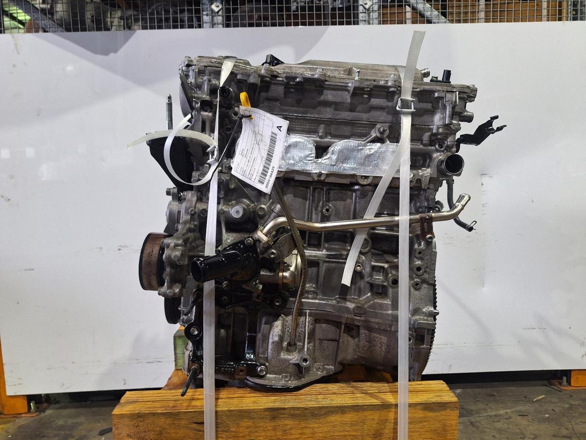 1000930802-Engine LHS