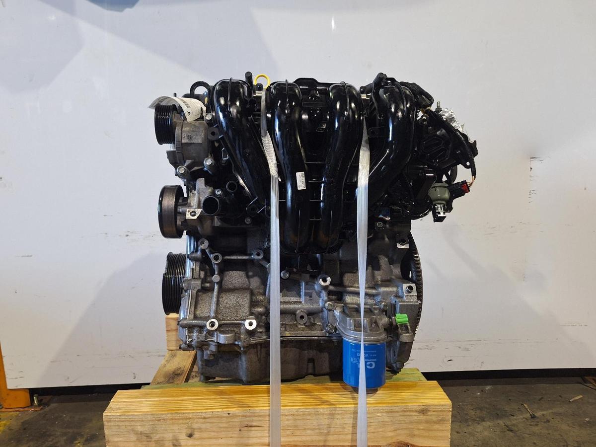 1000940786-Engine LHS
