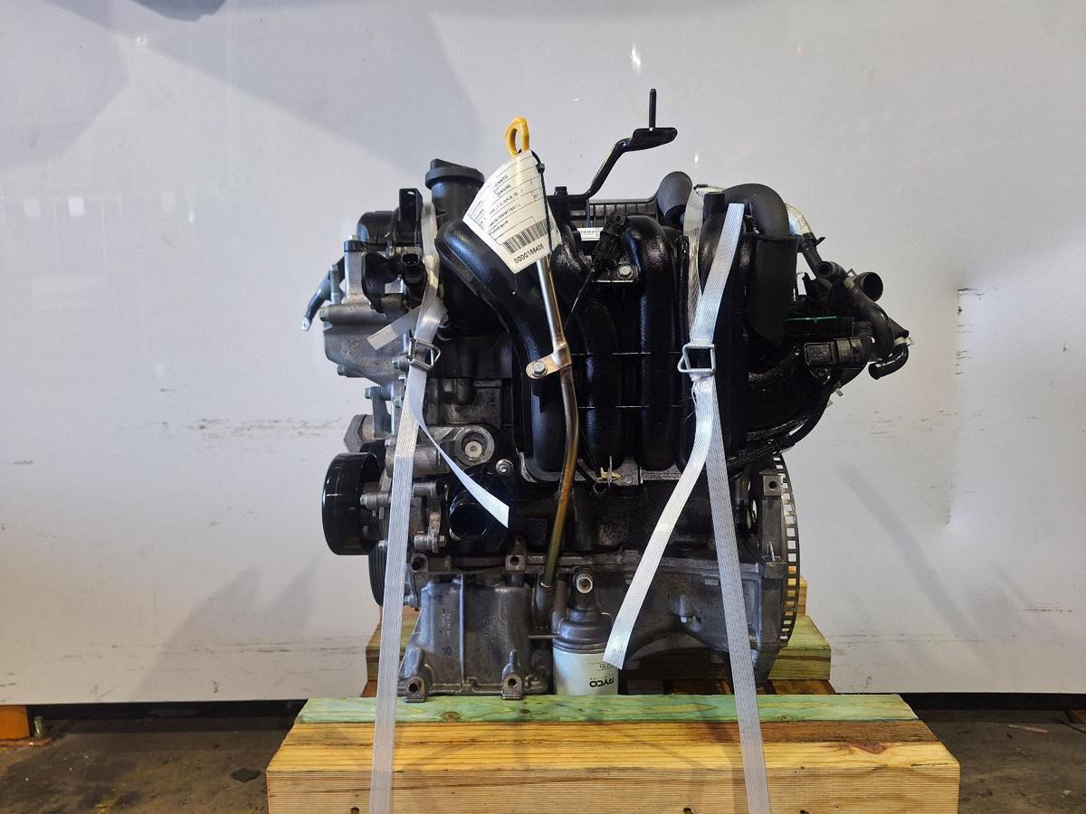 1000940047-Engine LHS