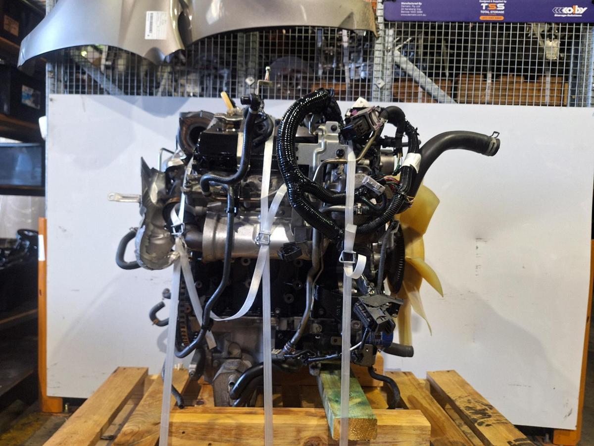 1000941777-Engine LHS