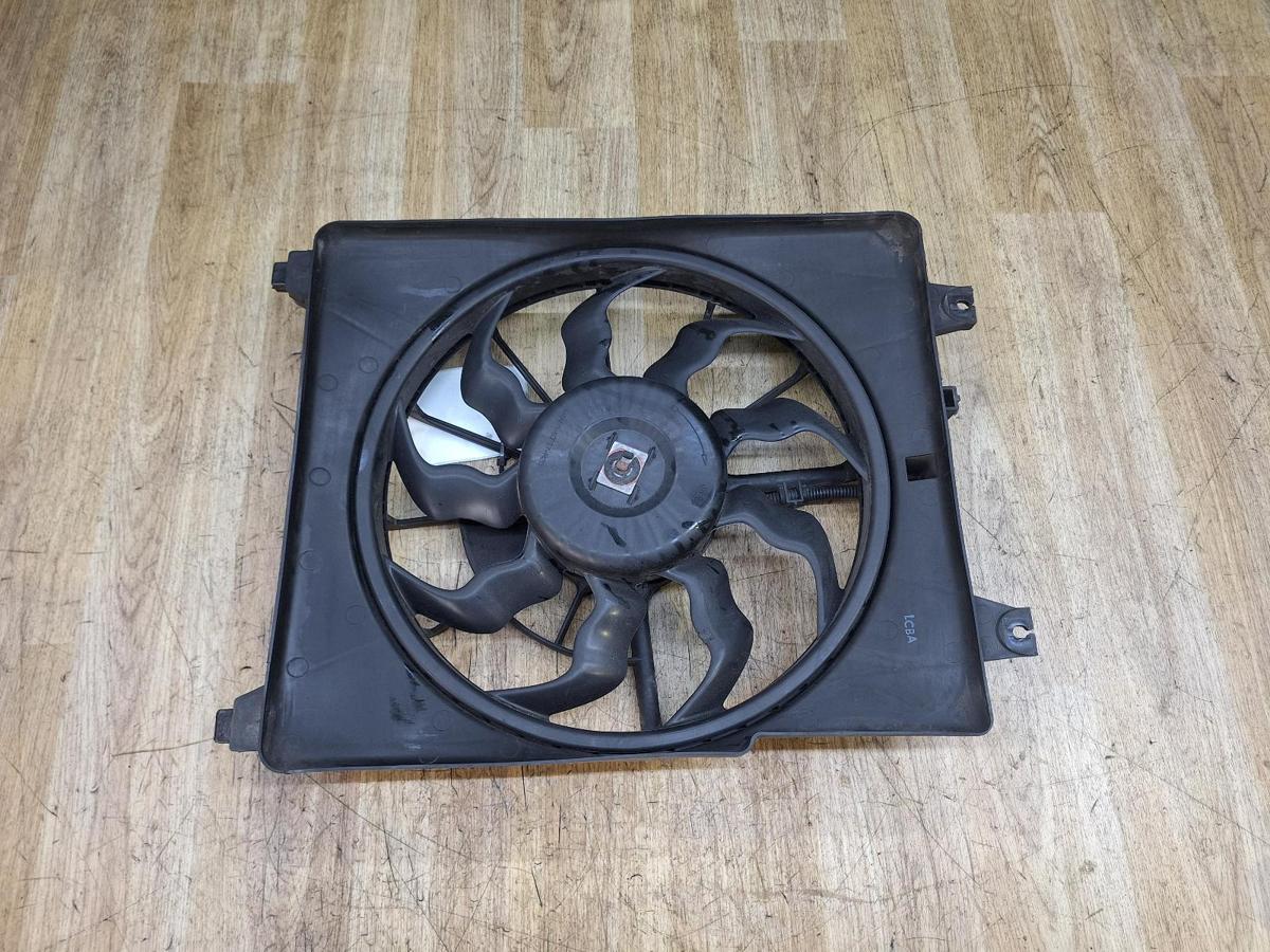 1000921908-Fan AC Top