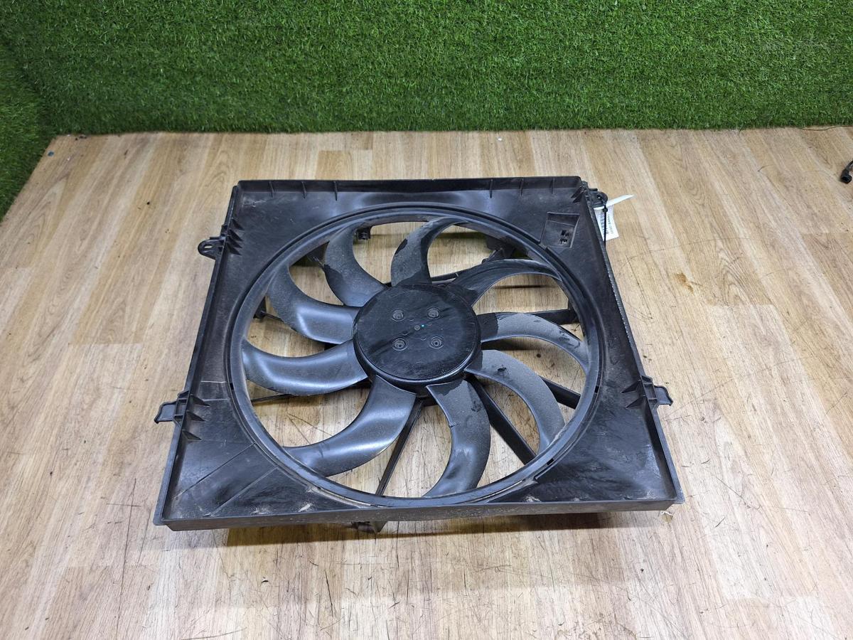 1000930498-Fan Radiator Top